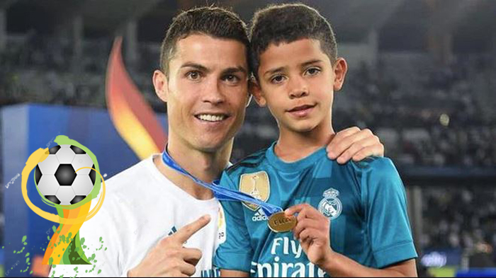  Ronaldo Jr đã trải qua thời gian tập luyện khắc nghiệt.